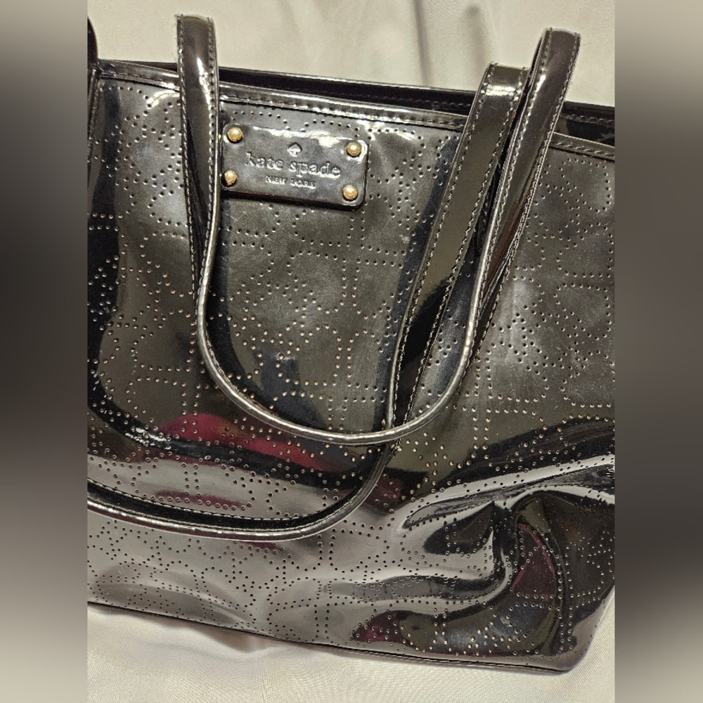 **KATE SPADE NEW YORK** Patent Leather Black Large Shoulder Purse Bag Sa… - Picture 3 of 16